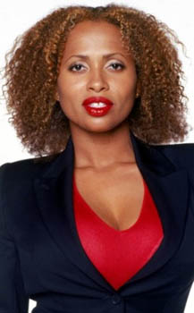 Lisa Nicole Carson